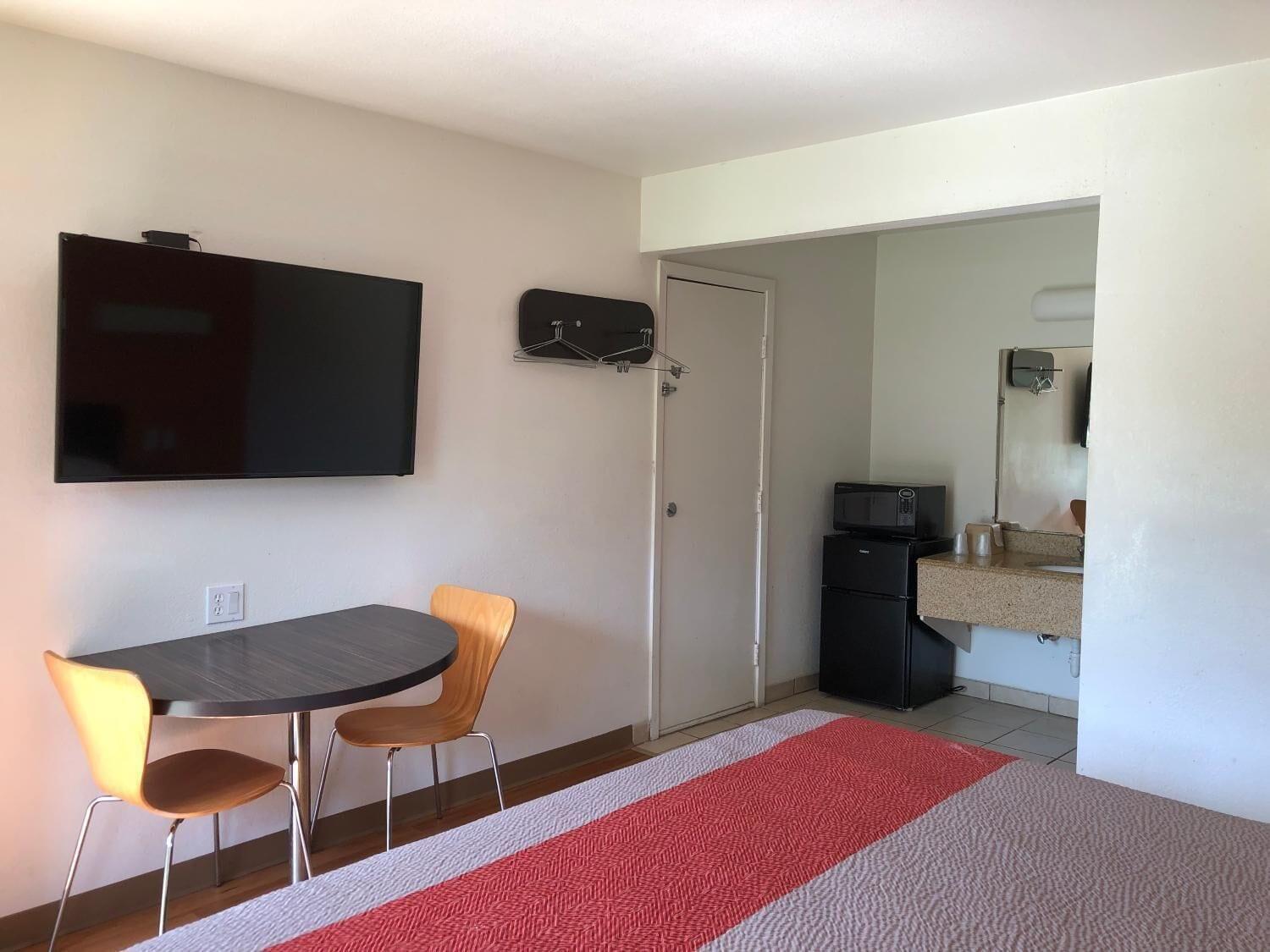 Motel 6-Clute, Tx Luaran gambar