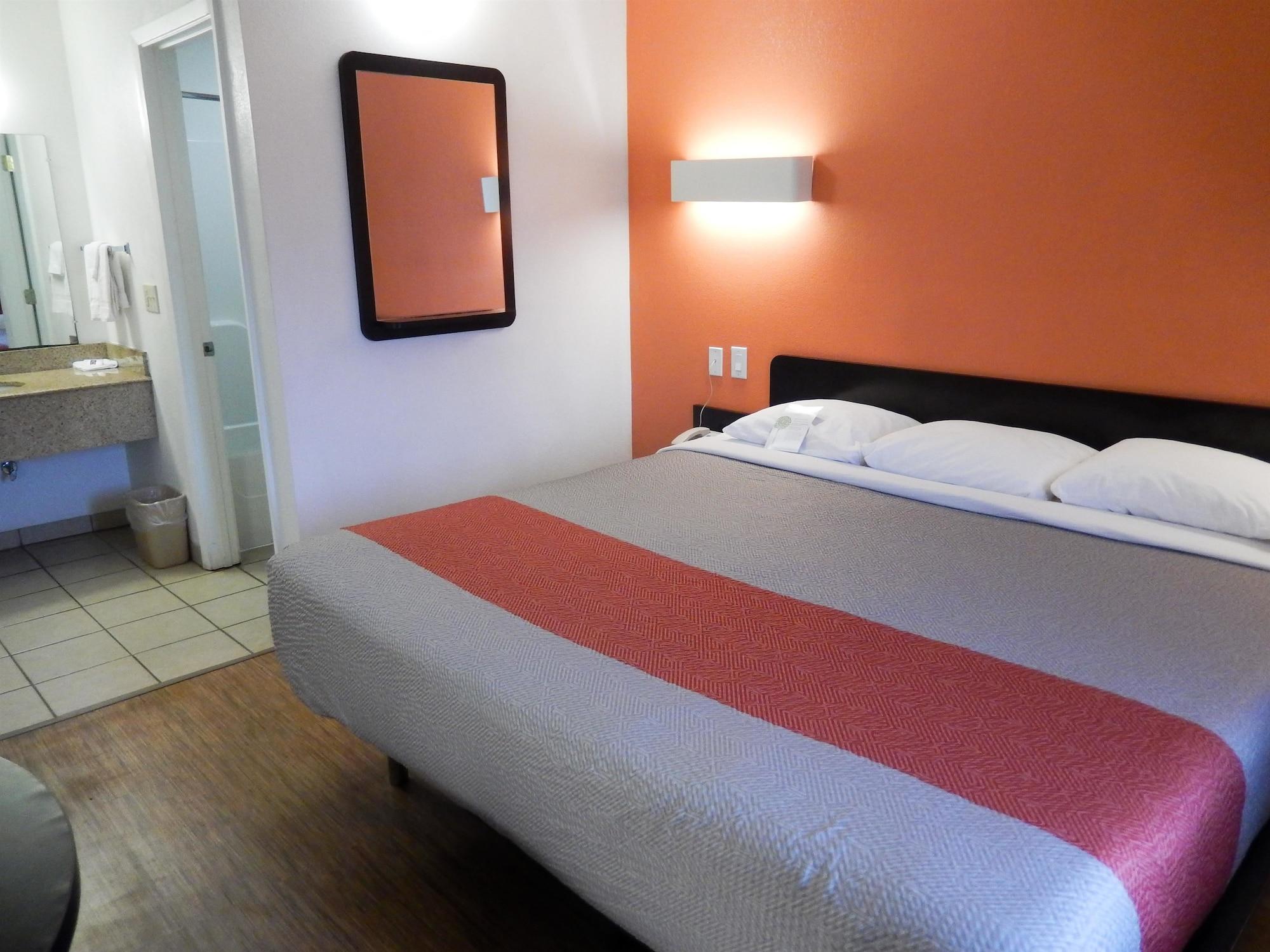 Motel 6-Clute, Tx Luaran gambar